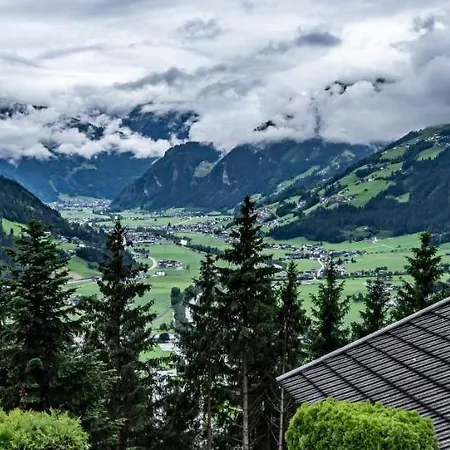Holiday home Alpin View